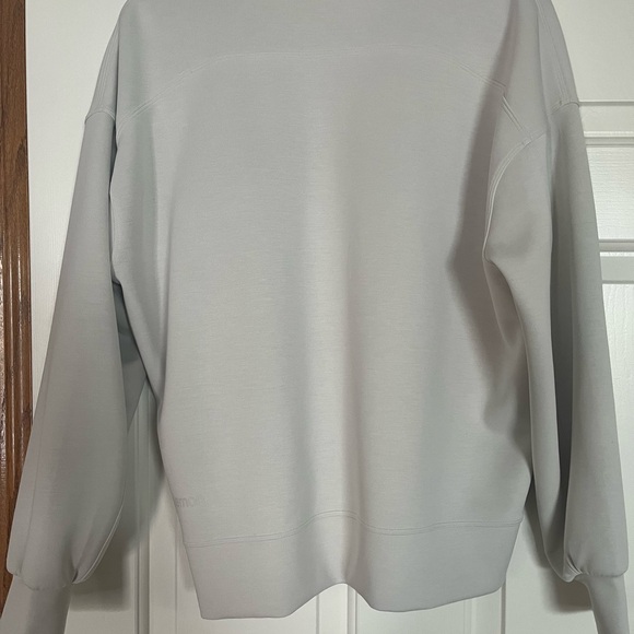 Lululemon Sweatshirt - Picture 2 of 4